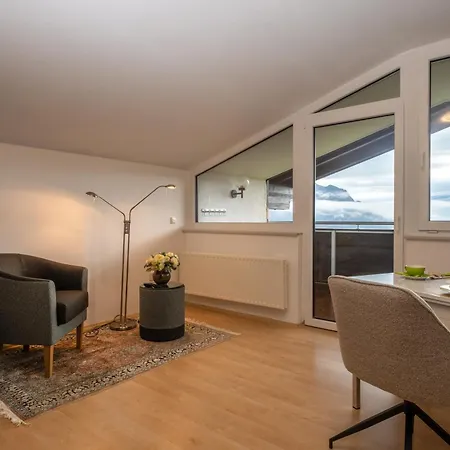 Einraum Mit Berg- Und Seeblick Apartment *